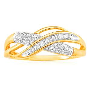 9ct Yellow Gold Diamond Ring Set With 35 Diamonds